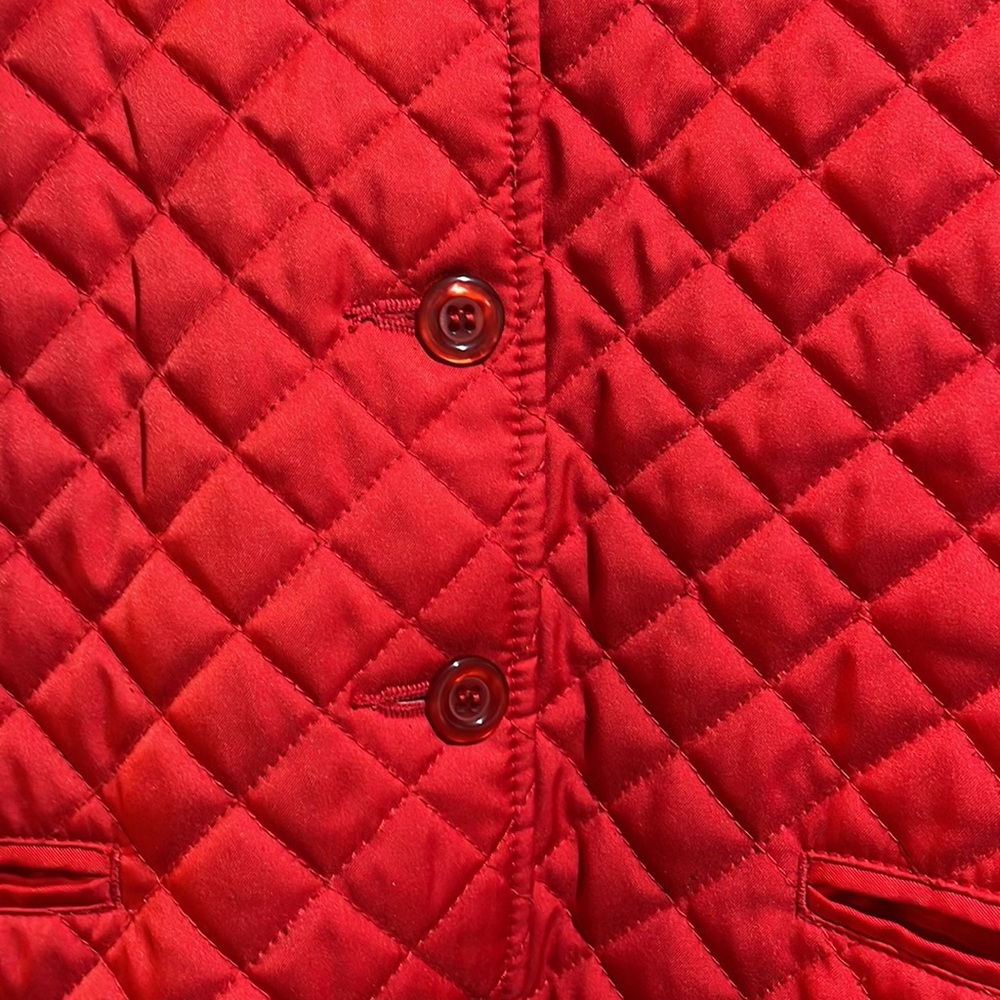 Dealers & Damon’s Vest View 3